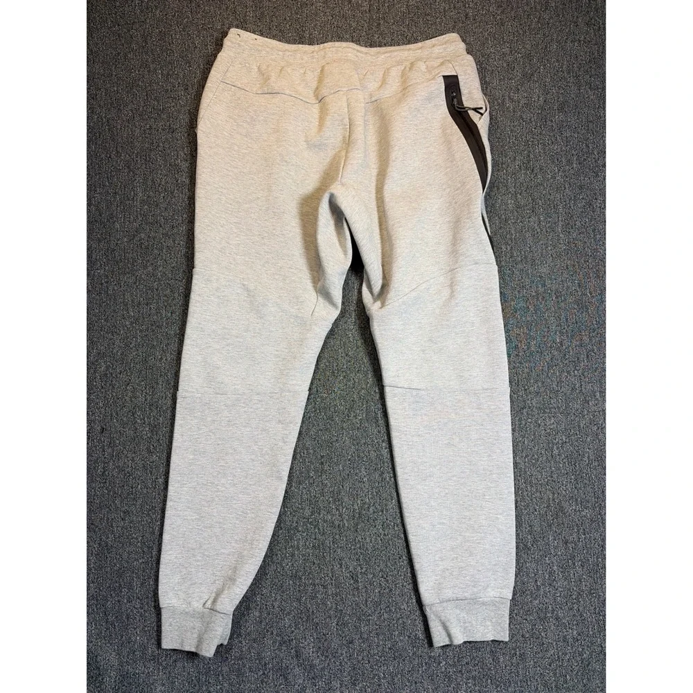 Nike Tech Fleece Joggers Mens Large Grey Heather Sweatpants CU4495-063